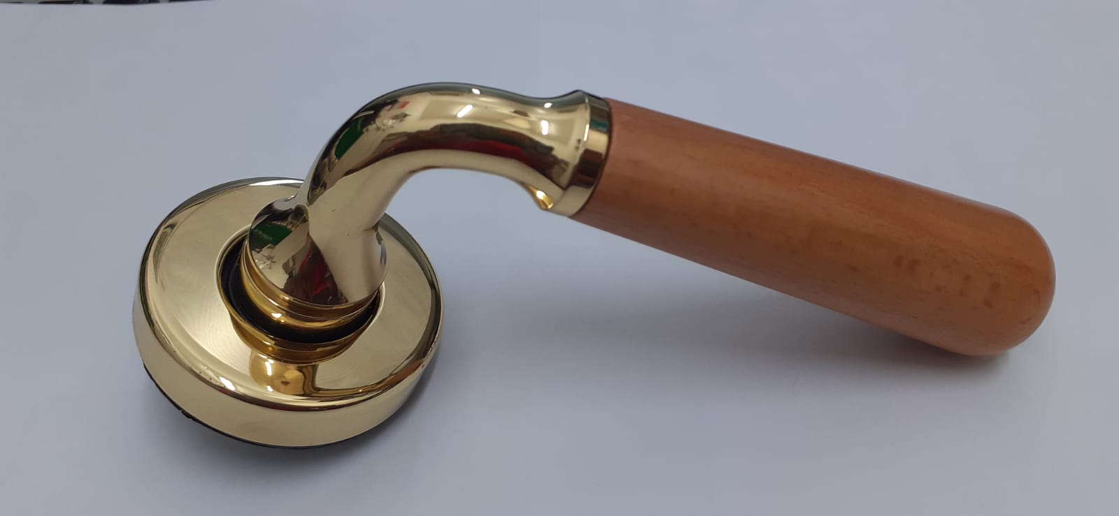MANIGLIA ANDROMEDE OLV/CILIEGIO